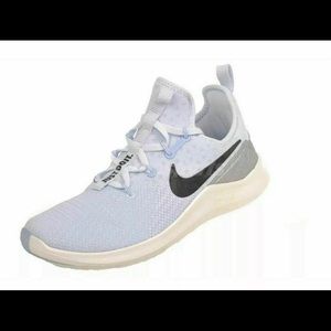 WMNS NIKE FREE TR 8 MTLC